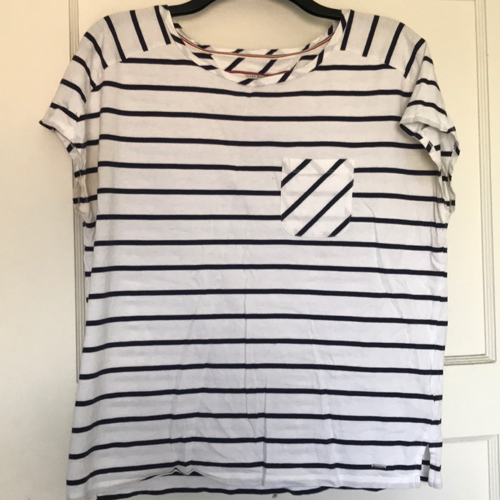 Tommy black and white stripe t shirt